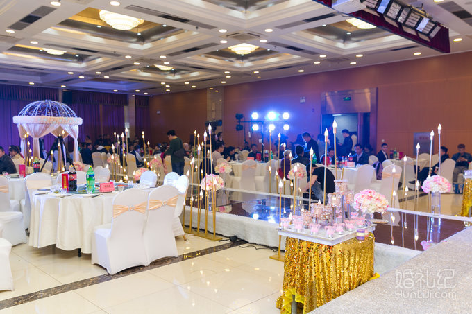 2017香槟色主题婚礼会场 2017香槟色主题婚礼会场